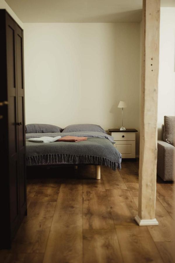 Bed and Breakfast Lawendowa Stajnia Lwowek Slaski Exteriér fotografie